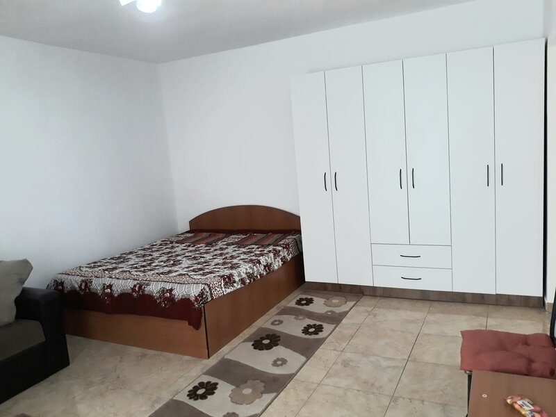 Colentina, Doamna Ghica, Parc Plumbuita, semistradal